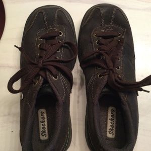 Sketchers brown lace up shoe size 9